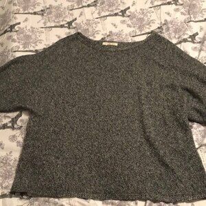 Copper key three quarter sleeve sweater size large